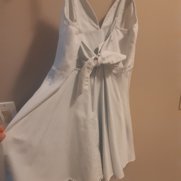 Dress - Picture 2 of 3